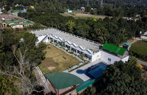 Ramnagar Resort | Yellow Tail by Puggles Resorts