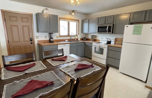 Gardiner Condo | Yellowstone River View Condos, 10 min to Yellowstone Park on Historic Ranch