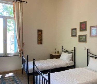 Vamos House | Yioklima - Renovated Neoclassical House with two bedrooms