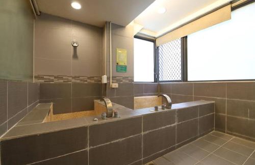 Baihe Hotel | Yosemite Hot Spring Resort