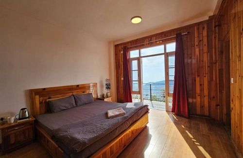 Bhagsu Nag Hostel | Young Monk Hostel - Deluxe Roomnn