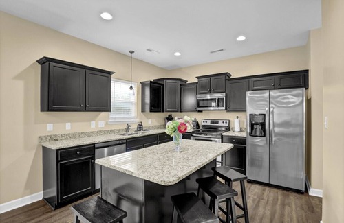 Hubert House | Your Eastern North Carolina Home away from Home in Peytons Ridge