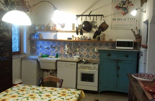Casteldaccia House | Your Fantastic Holiday in a Quaint Village Near the Beach with Mountain View