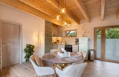 Guldengossa Apartment | Your Feel-Good Place Sternenzauber – Perfect for Couples & Families, Spacious Apartment