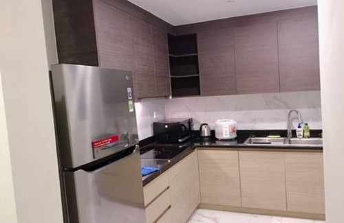 Tu Liem Apartment | YOUR Home/Singapore Style complex w Infinity pool