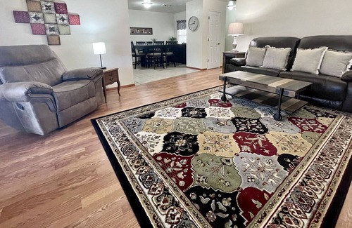 Artesia House | Your Homestead away from Home! Family Friendly - Cozy & Convenient