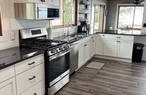 Shawano Cottage | Your Perfect Fall Weekend — Fireplaces, Fall Colors & Lake Views