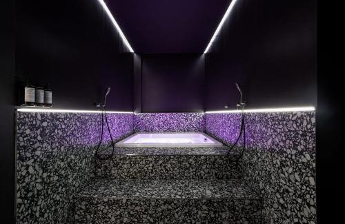 Wrangelkiez Apartment | Your very unique private spa in Berlin Kreuzberg