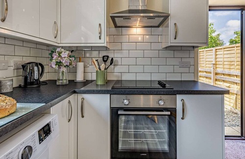 Llanilar House | Yr Annexe Mermur y Nant