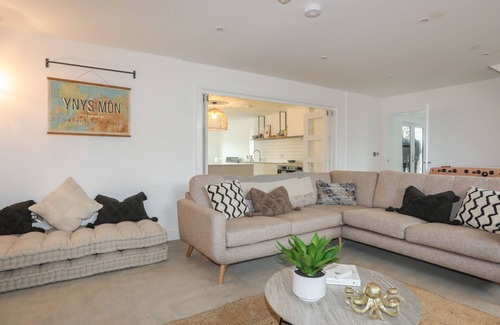 Tyn-y-Gongl Cottage | Ysgol Fawr