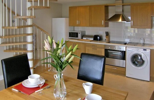 Y Felinheli Cottage | YSGUBOR PENRALLT, luxury holiday cottage in Y Felinheli