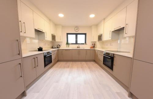 Cork Other | Yugo Explore - Melbourn Point