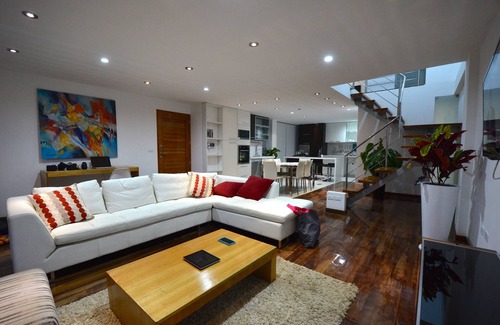 Huaraz Apartment | Z & R Home Perú Duplex Apartment 2