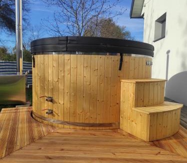 Tarnobrzeg House | Zatoka Perska - dom Francuz z opcją gorącej banii nad jeziorem Tarnobrzeskim