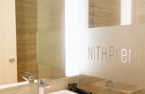 Baubau Hotel | Zenith Premiere Hotel Baubau