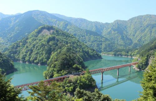 Suruga Ward House | ZENNOOK riverside Fuji