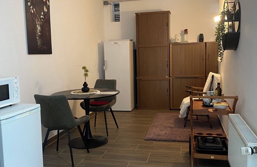 Hildesheim District Apartment | Zentrale und Barrierefreie Wohnung mit Terrasse in Ruhiger Lage in Alfeld Leine