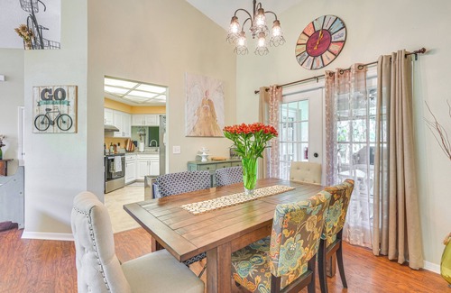 Silver Oaks House | Zephyrhills Home - Lanai & Grill, Near Theme Parks