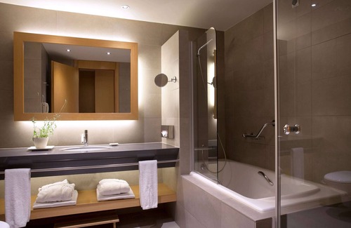 Stavroupoli Hotel | Zeus Thessaloniki Lazart