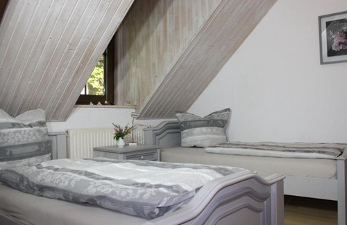 Serba Apartment | Zu den grauen Ziegenböcken