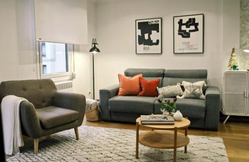 Castanos Apartment | ZUBIGANE apartamento junto a la Ría & Parking