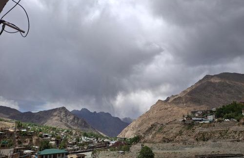 Kargil Hotel | Zulfiqar Hotel & Restaurant