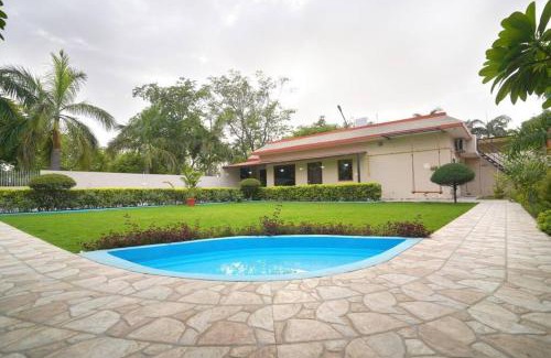 Greater Noida House | Zuri Holiday Home