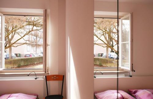 Bruhl-Beurbarung Apartment | zweiteheimatfreiburg