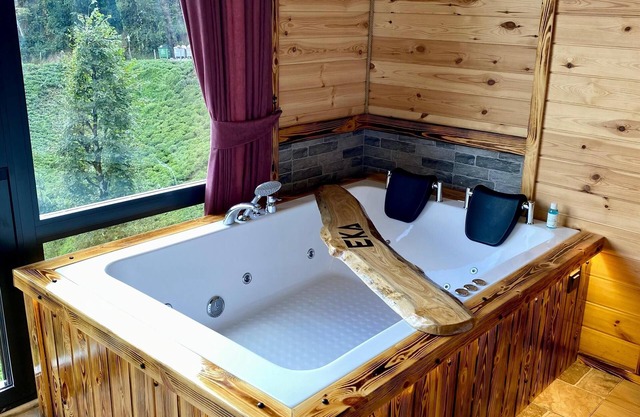 Çift Kişilik Suit Oda/Eka Suit