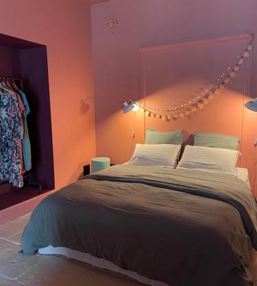 Òli - chambre d'hôtes coeur de village à Roquecor, 2 personnes