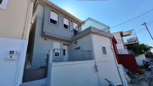 Ελιά Ξενώνας/Elia Xenonas