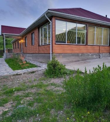 Кольсайские озера, гостиница Айару