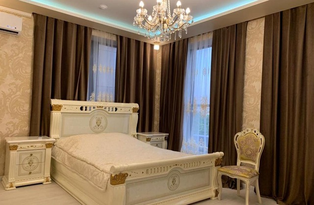 Отель Империя