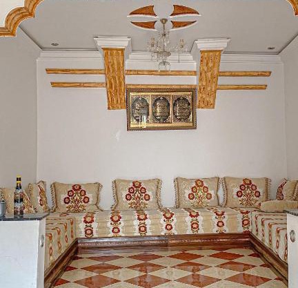 شاطئ الهدوء أمتار - استأجر كوخ محمد الربون ليوم من الاسترخاء