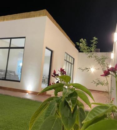 شالية بمسبح وغرفة نوم سانسا