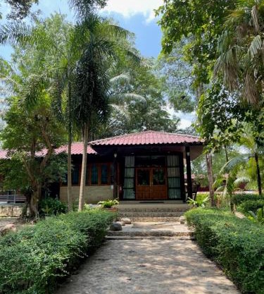 คุ้งน้ำ รีสอร์ท นครนายก