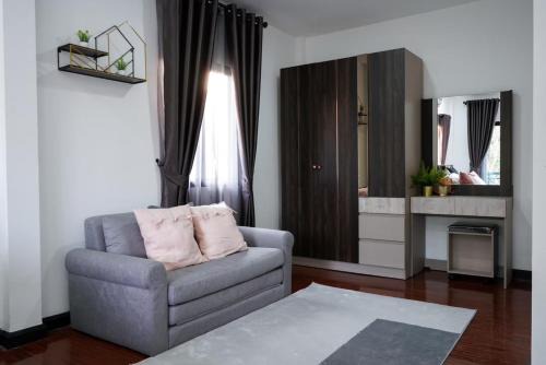 บ้านชลดา