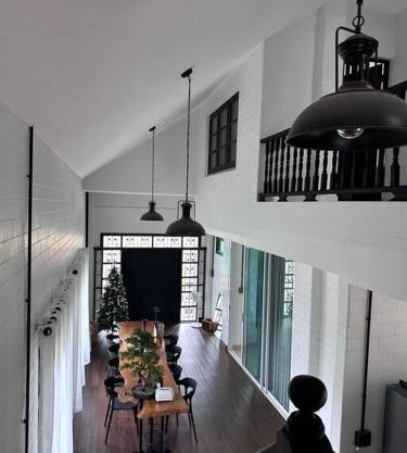 บ้านสมดุลมิตร Hidden Private White Brick House Rayong