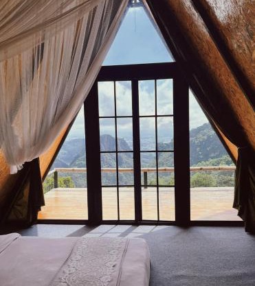 บ้านหิ่งห้อยผาหมี Baanhinghoi phamee