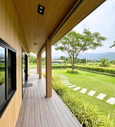 บ้านเขาล้อมนครนายก Baan Khao Lom