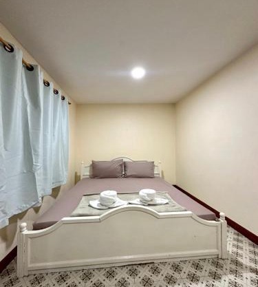 บ้านไทยไออุ่น