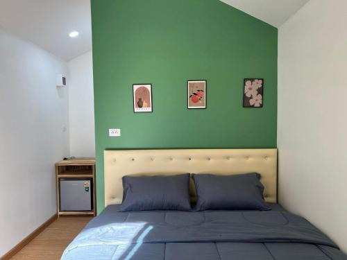 มาแคมป์ ชะอม