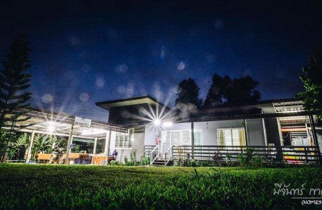 มีจันทร์เขาค้อ