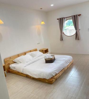 ร เรือ รีสอร์ท