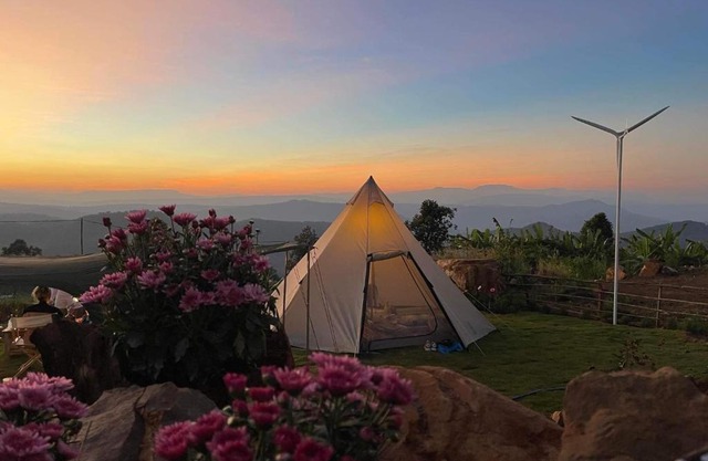 ลานพันดาวแคมป์ปิ้ง Lanpundao camping