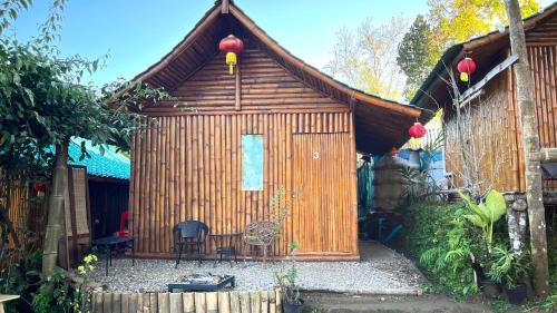 เฉินหลงเกสท์เฮ้าท์ บ้านรักไทย แม่ฮ่องสอน