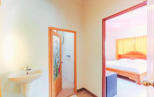 โรงแรมศศิธร บูทีค แอนด์ รีสอร์ท