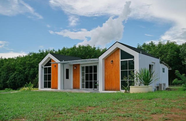 ไร่นภาดลรีสอร์ท