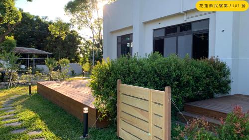 甘澄民宿 700坪綠意庭院與手作早餐