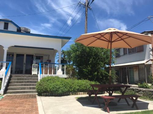 百合ヶ浜ビーチハウス